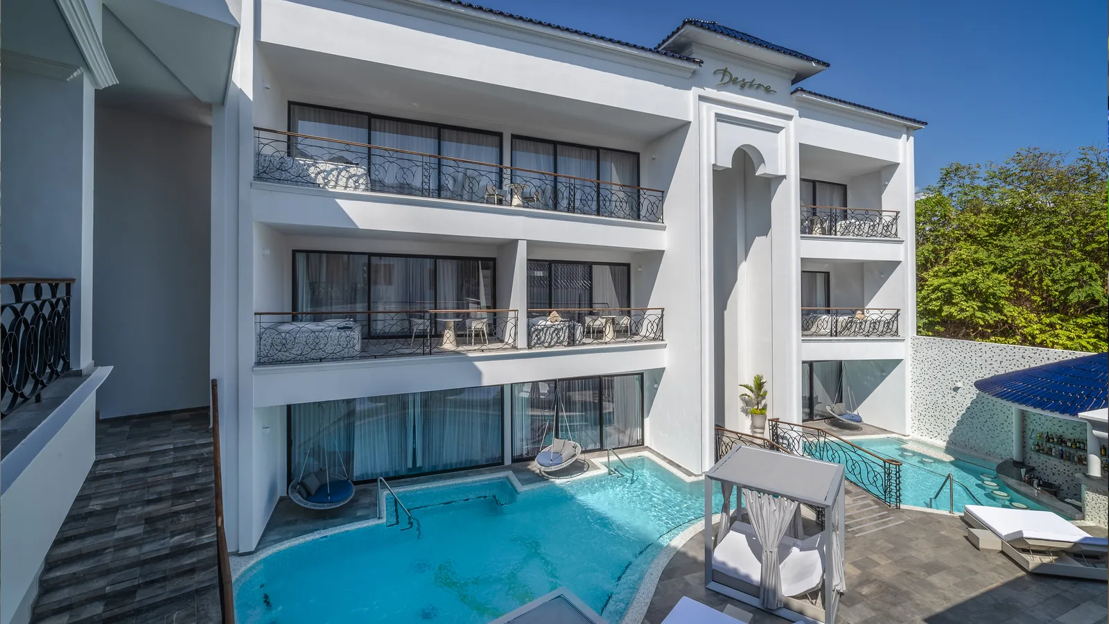 Desire Mansion — suite