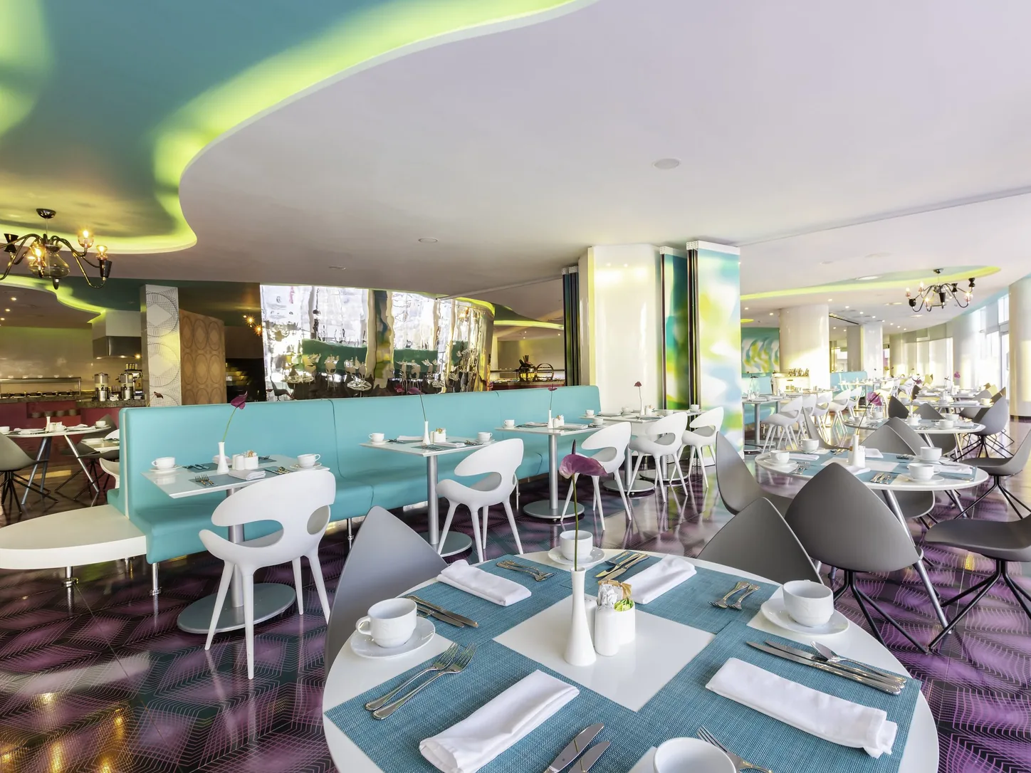 Dining — oceanfront table