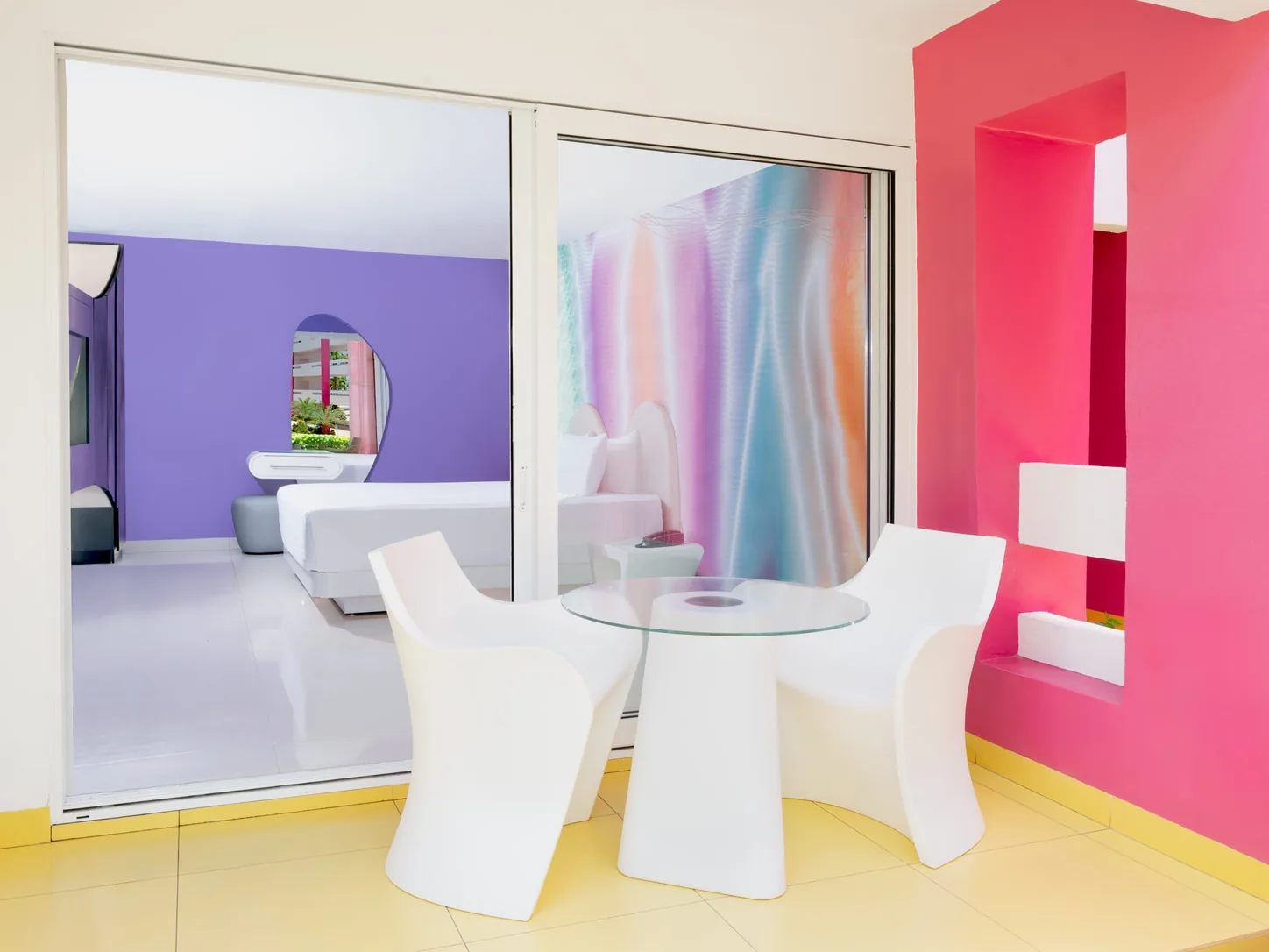 Trendy Room